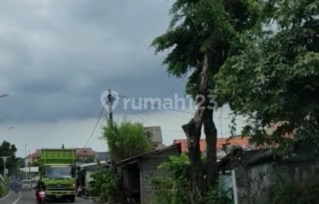 Rumah Pinggir Jalan Komersial Dikebun Jeruk