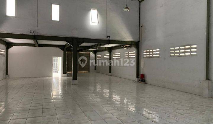 Gudang Paket Kurir di Jalan Raya Dongkal Serpong Utara  Tangerang Selatan 2