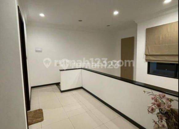 Rumah Mewah 2 Lantai di De Park BSD City Tangerang 2