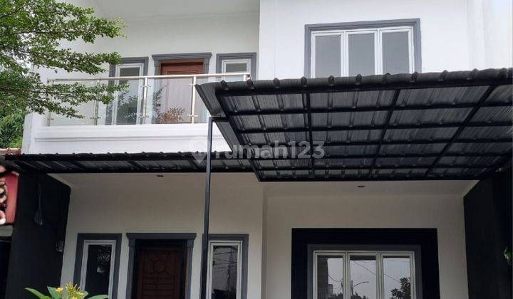 Rumah 3 Lantai Bagus Di Perumahan Regency Melati Mas Tangerang 1