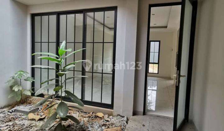 Rumah 2 Lantai Bagus di Sutera Feronia Alam Sutera Tangerang 2