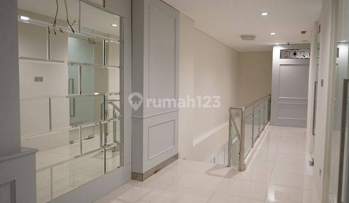 Unit Kantor Di Brooklyn Alam Sutera Tangerang 2