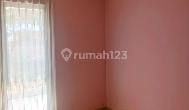 Rumah Huk Dua Lantai Siap Huni Digraha Raya 2