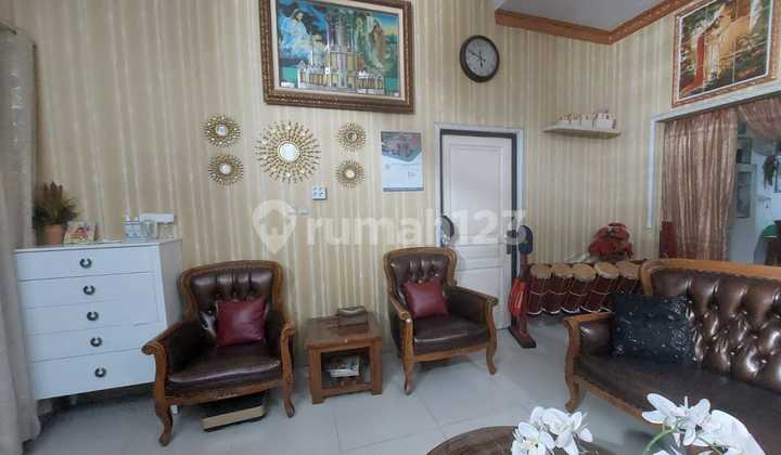 Sale Sale Sale Beautiful House in Simprug Diporis Tangerang 2