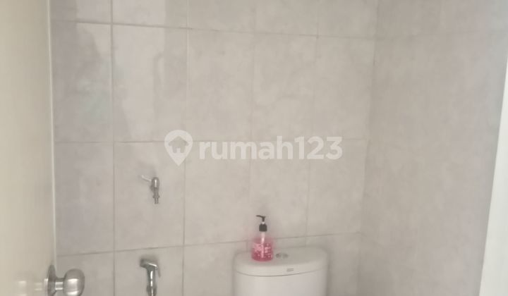 Commercial Shop House in Orlin Arcade Graha Raya Bintaro 2