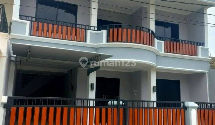 Rumah 2 Lantai Di Giri Loka Bsd Tangerang 2