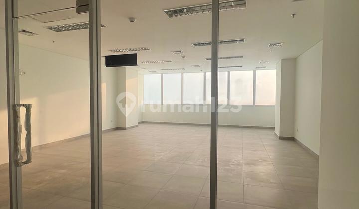 Office Building The Smith Alam Sutera for Rent