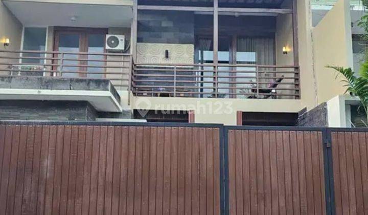 Rumah cantik daerah panjer dekat renon denpasar 1