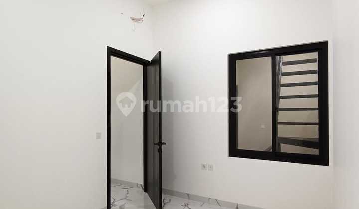 Rumah Dijual di Griya Loka BSD City 2