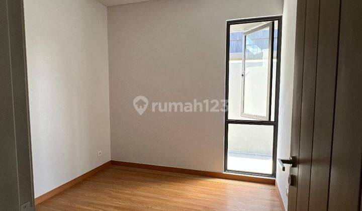 Rumah Dijual Dekat Ipeka Bsd City, Tangerang 11