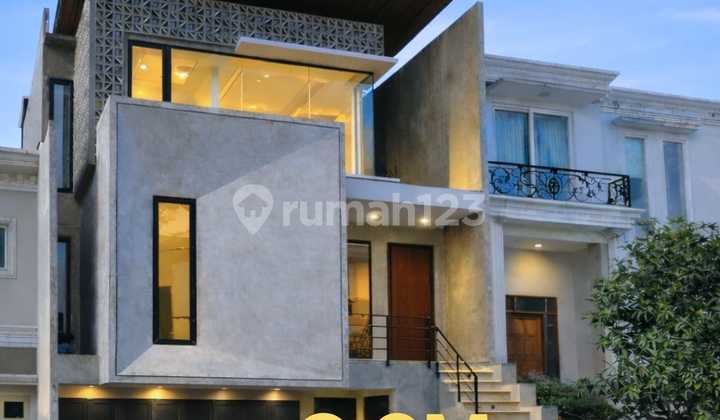 House for Sale in Scientia Gading Serpong