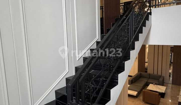 House for Sale in Sector 1A Gading Serpong Tangerang 2