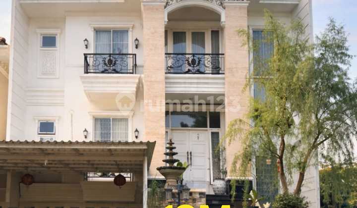 Rumah Dijual di Aristotrles BSD City