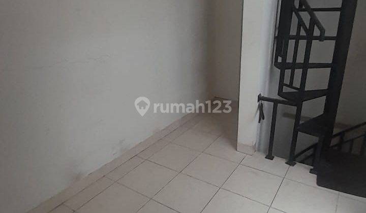 Rumah 2 Lantai  di Citra Gran 2