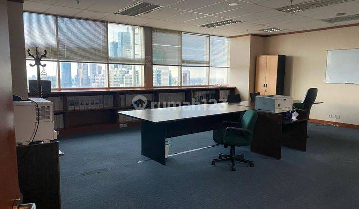 Ruang Kantor di  Menara Batavia Jakarta Pusat 2