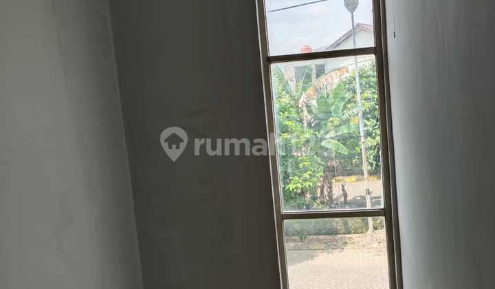 foto lainnya super murah rumah dua lantai