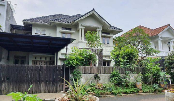 Turun Harga Rumah 2 lantai Semi Furnished Hadap Taman, Rapi Terawat - Futuristic Design 2