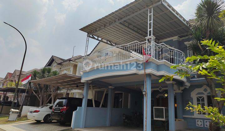 Rumah 2 Lantai Full Dak, Luas di Kota Wisata 2