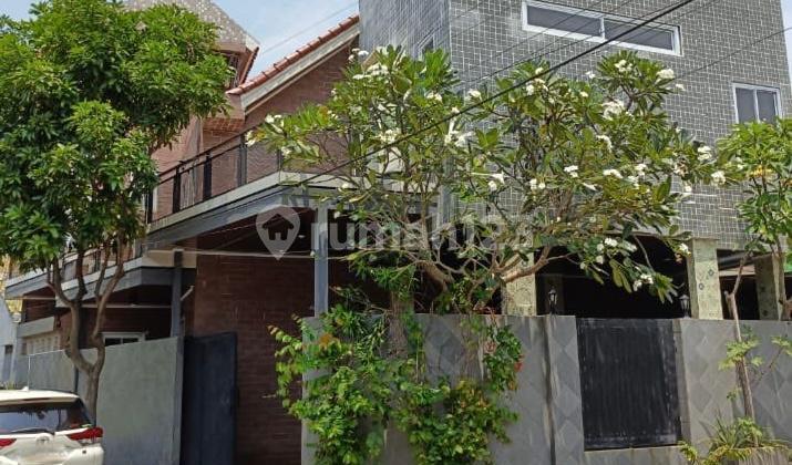 RUMAH CANTIK MINIMALIS, POSISI HOEK DI GRAND NUSA INDAH CILEUNGSI