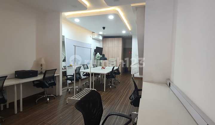 Ruko Untuk Ruang Kantor Di Kota Wisata, Cibubur Ruko Untuk Ruang Kantor Di Kota Wisata, Cibubur