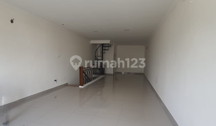 Attached Shop Ready for Business in Cibubur Tourism City 2