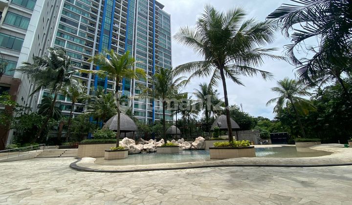 Luxury Hampton's Park Apartments with Complete Facilities in Cilandak, South Jakarta