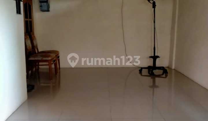 Quick Sale House in Ciledug Indah, Karangtengah, Tangerang 2