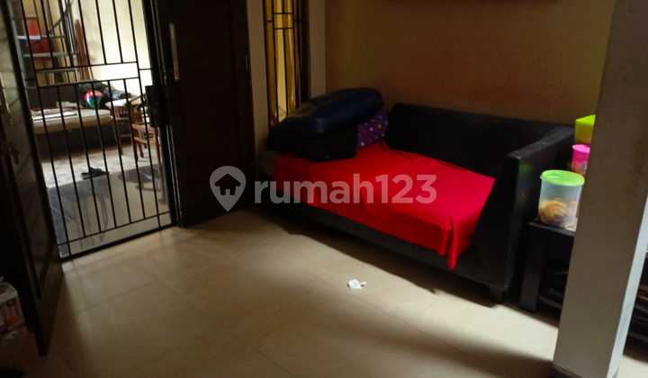 Dijual Rumah 2 Lantai 3 Kamar 900jt Nego Di Griya Jakarta, Pamulang 2