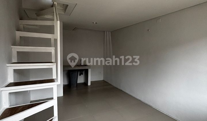Dijual Rumah Siap Huni di Park Serpong, Tangerang 2