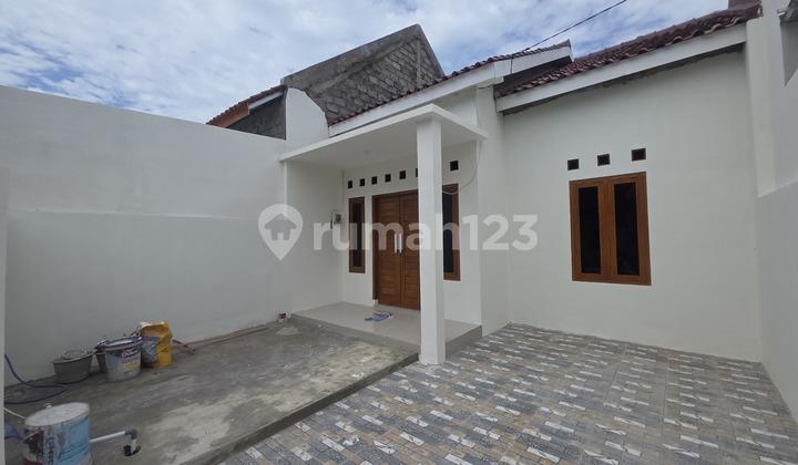 Nice House Ready to Live In, Downtown Solo at Sumber Mantap 2