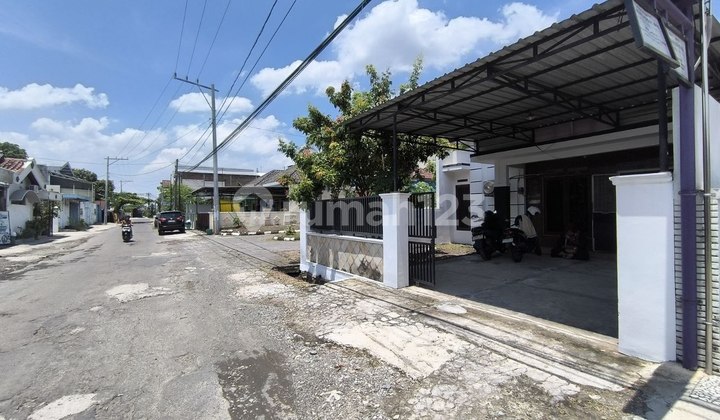 Rumah Disewakan Akses Strategis Lokasi Gedongan Cocok Buat Kantor 2
