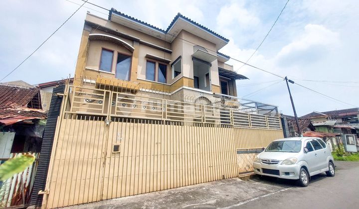 Rumah 2lt Butuh Minim Renovasi Lokasi Tengah Kota Dekat Solobaru Rumah 2lt Butuh Minim Renovasi Lokasi Tengah Kota Dekat Solobaru