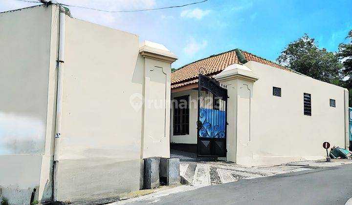 Jual Kost Lokasi Strategis Jebres Surakarta full penghuni  1