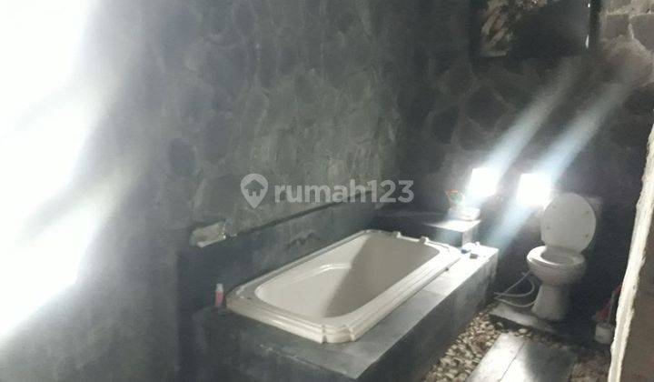 Rumah siap huni lokasi gentan strategis luas 786m banguna klasik 2