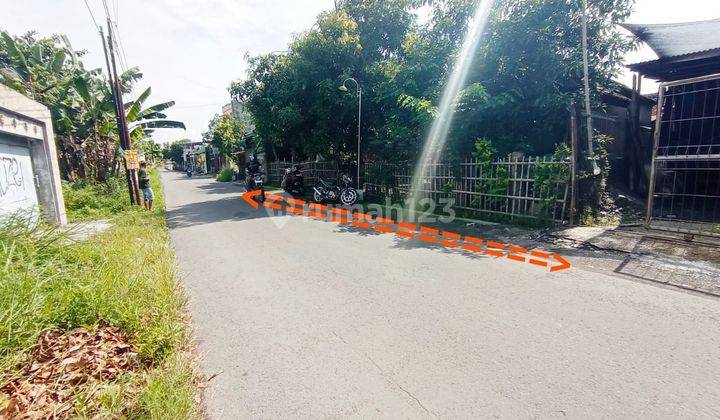 Tanah bonus rumah lokasi strategis jalan akses lebar  di klodran 1