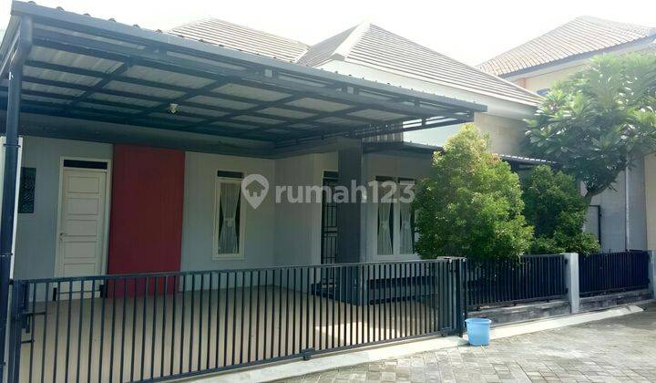 Rumah second siaphuni lingkungn perumahan fajarindah solo baturan 1