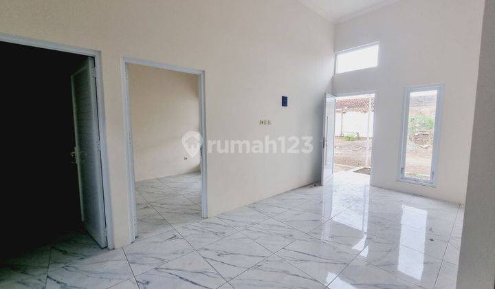 Rumah Baru minicluster indent Modern Lokasi Gajahan Dekat Ums 2