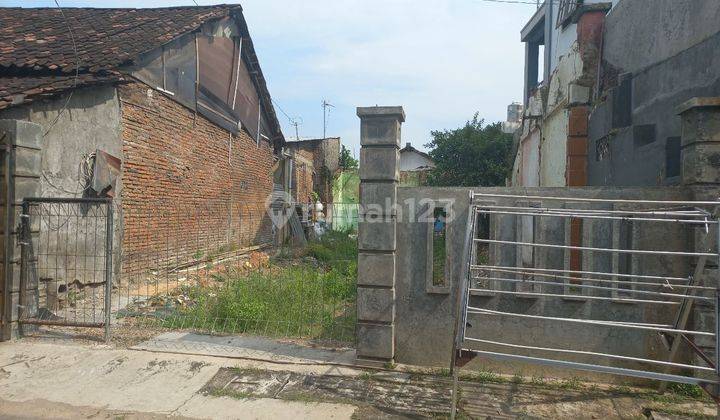 Tanah luas 132 m² Siap Bangun rumah atau kos lokasi Manahan Solo 2