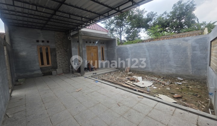 Rumah Siap Huni Tengah Kota Solo di Kadipiro Luas 107M2 2