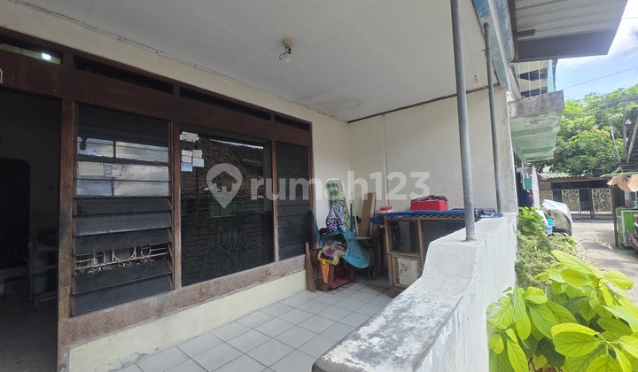 Rumah Lama Hitung Tanah Tengah Kota Solo di Kemlayan 2