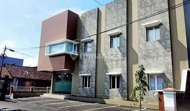 Rumah Kost 2 Lantai Bagus Furnish Tengah Kota Perkantoran Laweyan 1