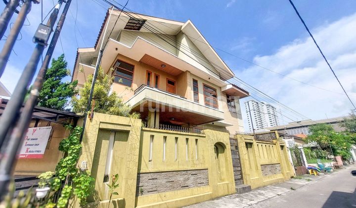 Rumah Bagus Siap Huni 2lantai Tengah Kota Solo Mangkubumen Bagus