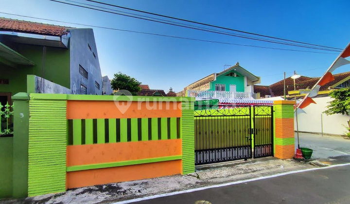 Rumah Bagus Dekat Luwes Gentan Dekat Solo Lokasi Makamhaji Solo