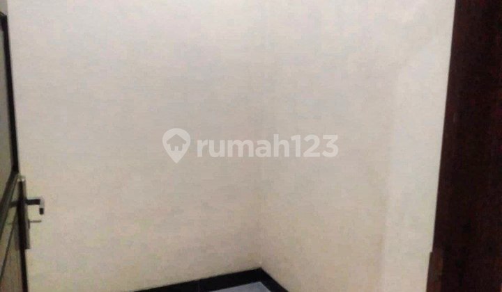 Ready-to-Occupy House for Rent, Located in Malangjiwan Colomadu, Good and Safe. Ready-to-Occupy House for Rent, Located in Malangjiwan Colomadu, Good and Safe.