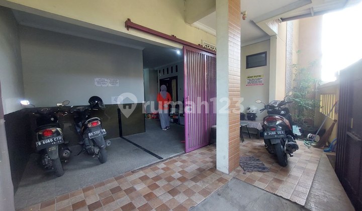 Rumah Kost Cewek 2lantai Dekat Kampus Ums Lokasi Gonilan SHM Rumah Kost Cewek 2lantai Dekat Kampus Ums Lokasi Gonilan SHM