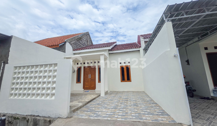 Rumah Bagus Siap Huni Tengah Kota Solo di Sumber Mantap