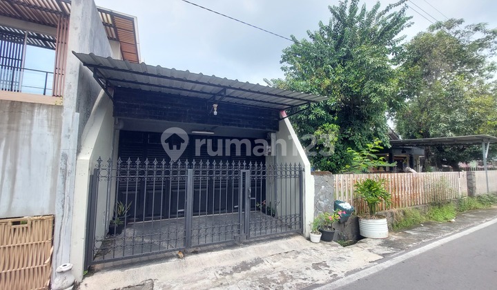 Rumah Shm Bagus Dekat Pusat Perbelanjaan Nusukan Kota Solo Apik