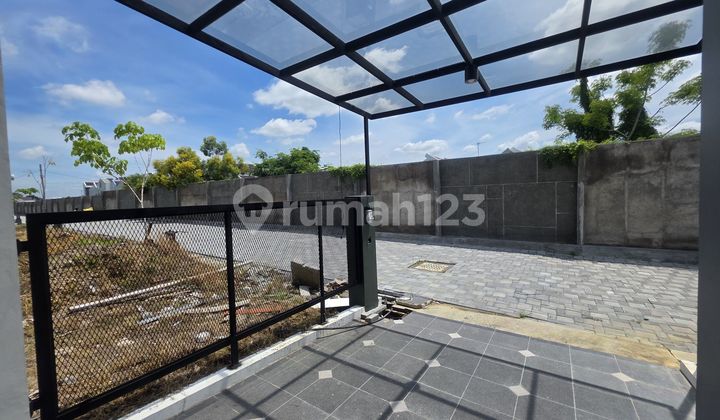 Rumah Cluster Mewah One Gate Satpam Taman Mewah Di Colomadu