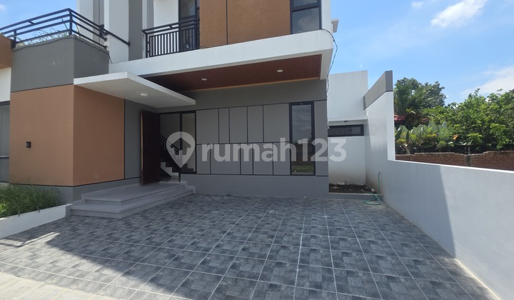 Rumah 2Lantai Kartasura Cluster Tengah Kota Strategis 2