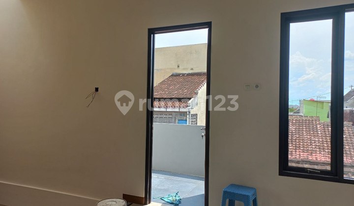 Rumah Bagus 2Lantai Siap Huni Lokasi Nusukan Solo